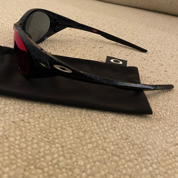 Oakley Eye Jacket Redux. Cobalt blue frame with positive red iridium lenses. - Picture 3 of 6